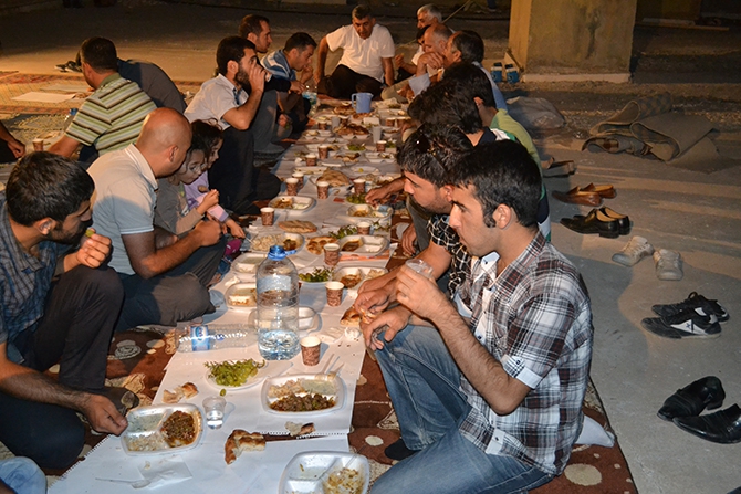 Van Özedönüş Der 2013 İftar Yemeği galerisi resim 10